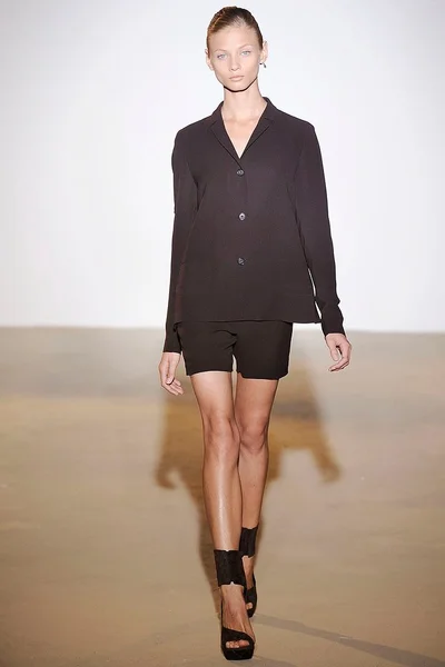 Look 38